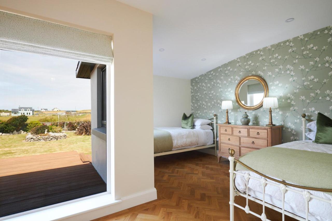 Luxury Lodges In Doolin Village With Hot Tubs Экстерьер фото